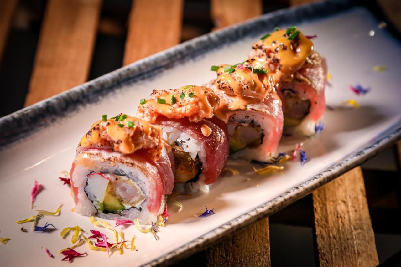 Lausanne Palace Екстер'єр фото Sushi