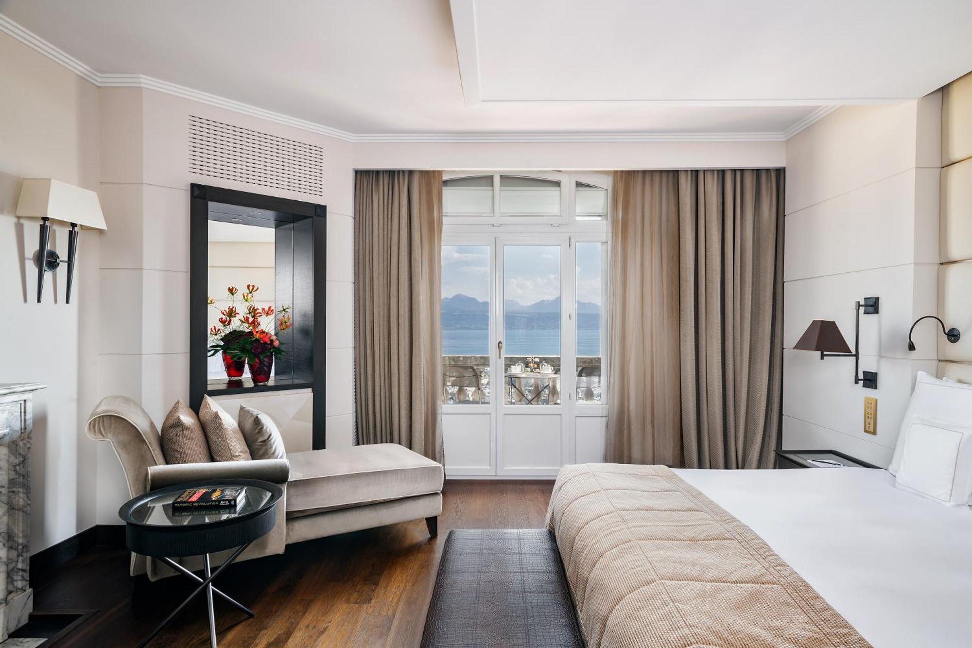 Lausanne Palace Екстер'єр фото A room at the hotel