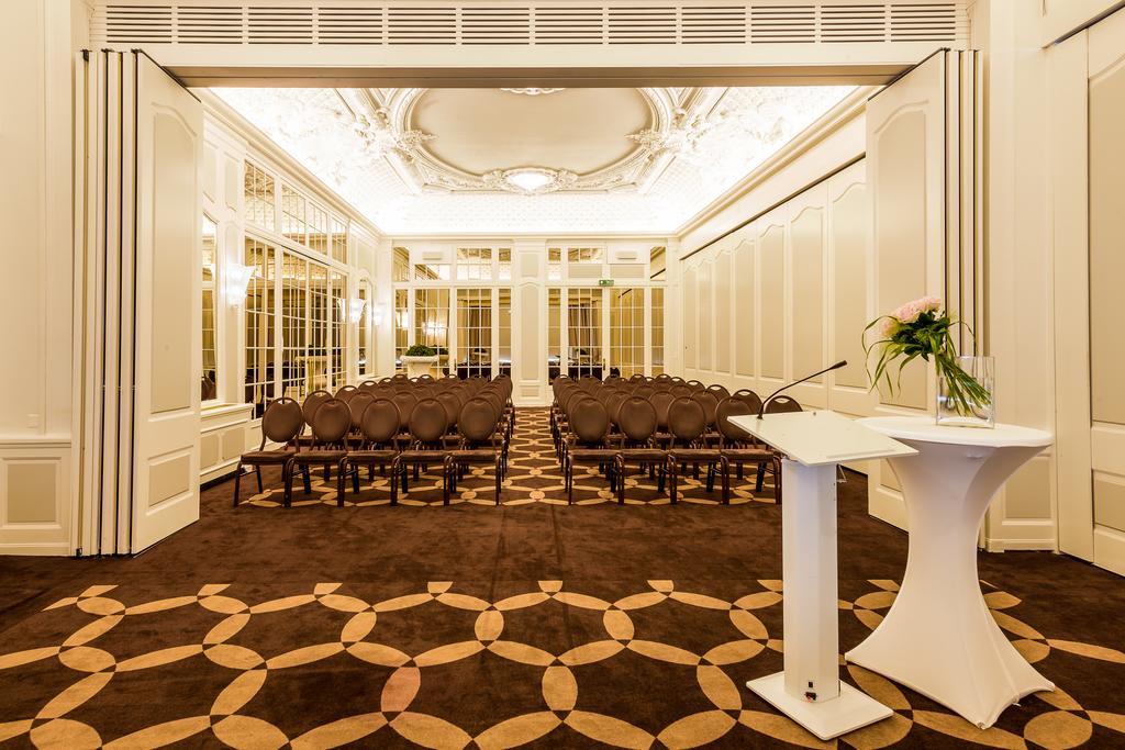 Lausanne Palace Екстер'єр фото The ballroom