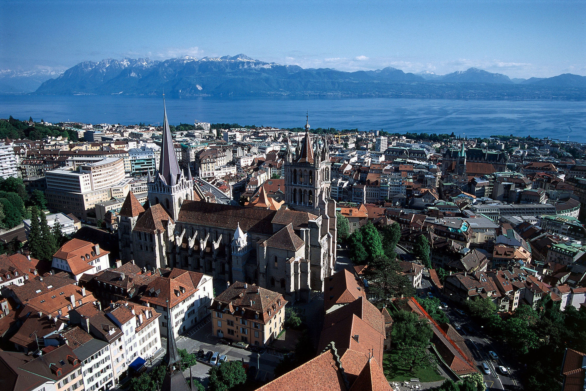 Lausanne Palace Зручності фото View of the city of Lausanne